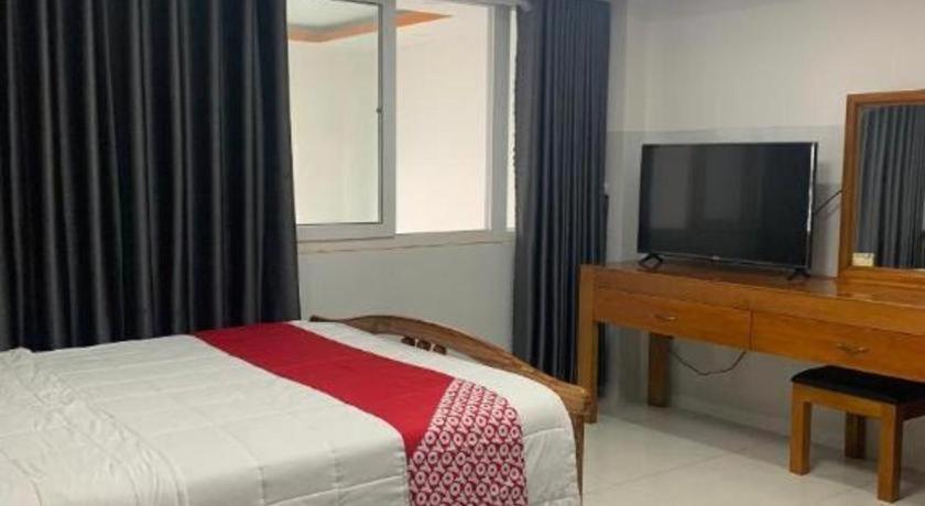 Oyo 1028 Flower House Apartment Nha Trang Exterior photo